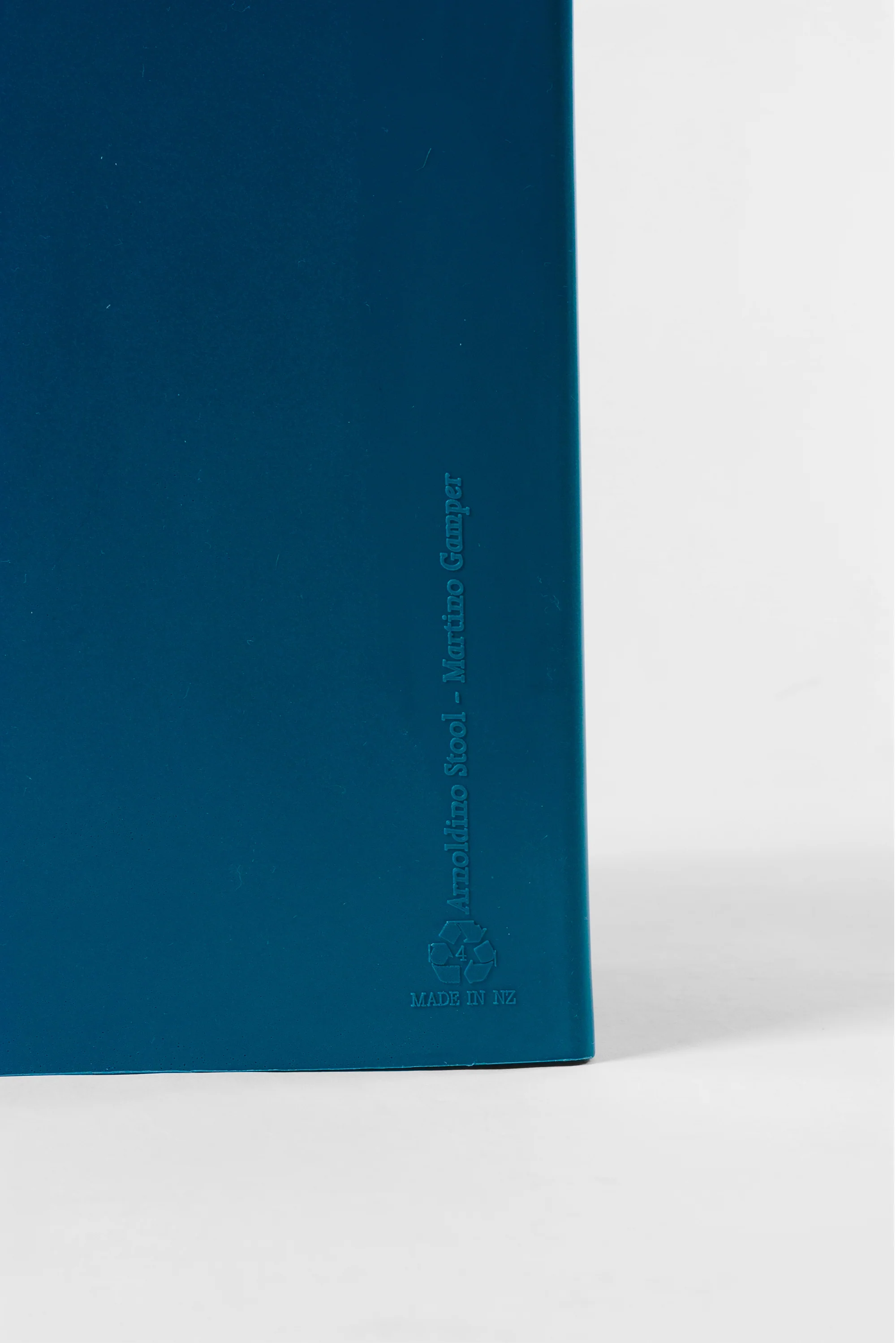 Arnoldino Stool - Navy - Image 3